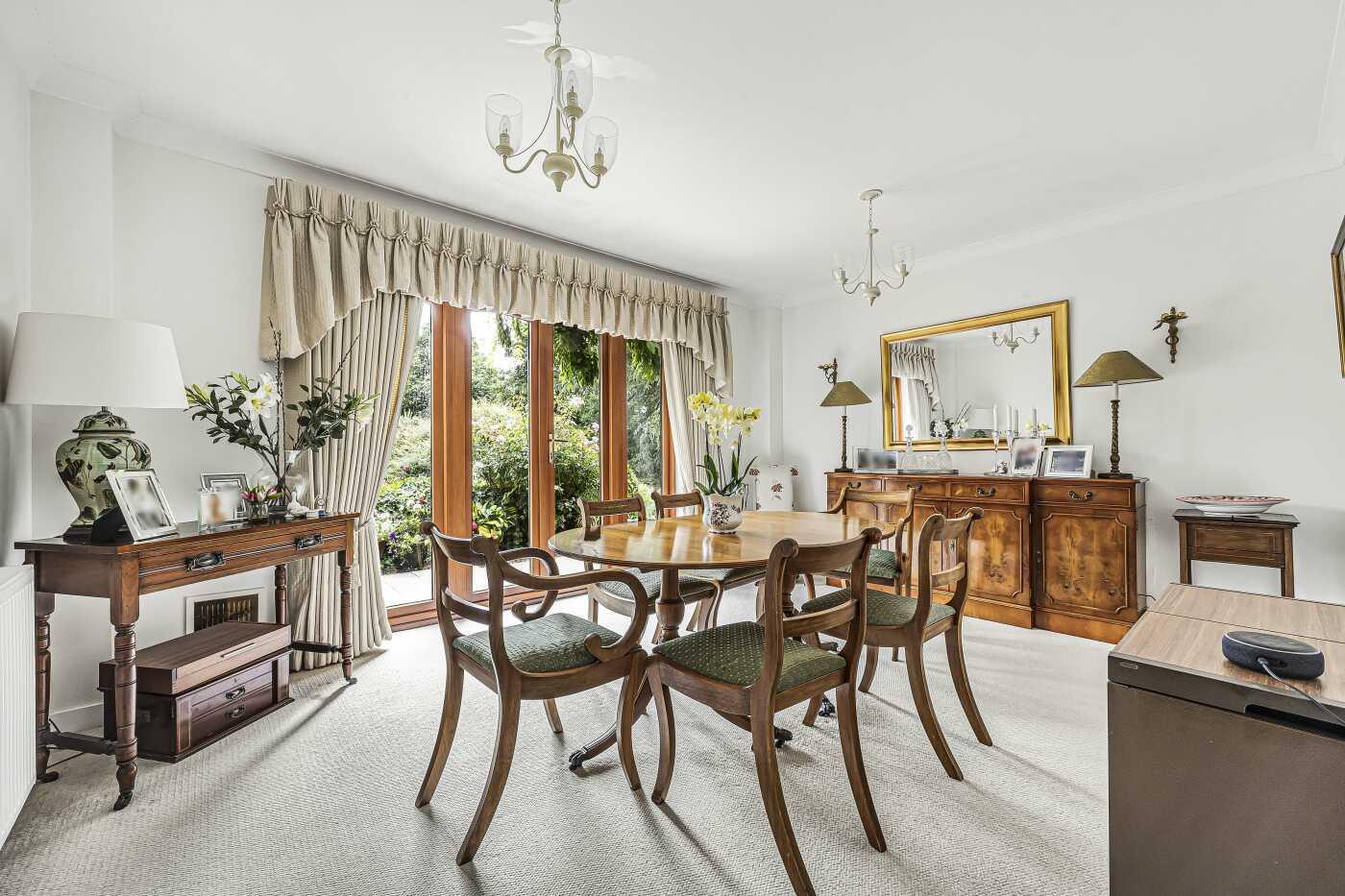 Skirmett, Henley-On-Thames